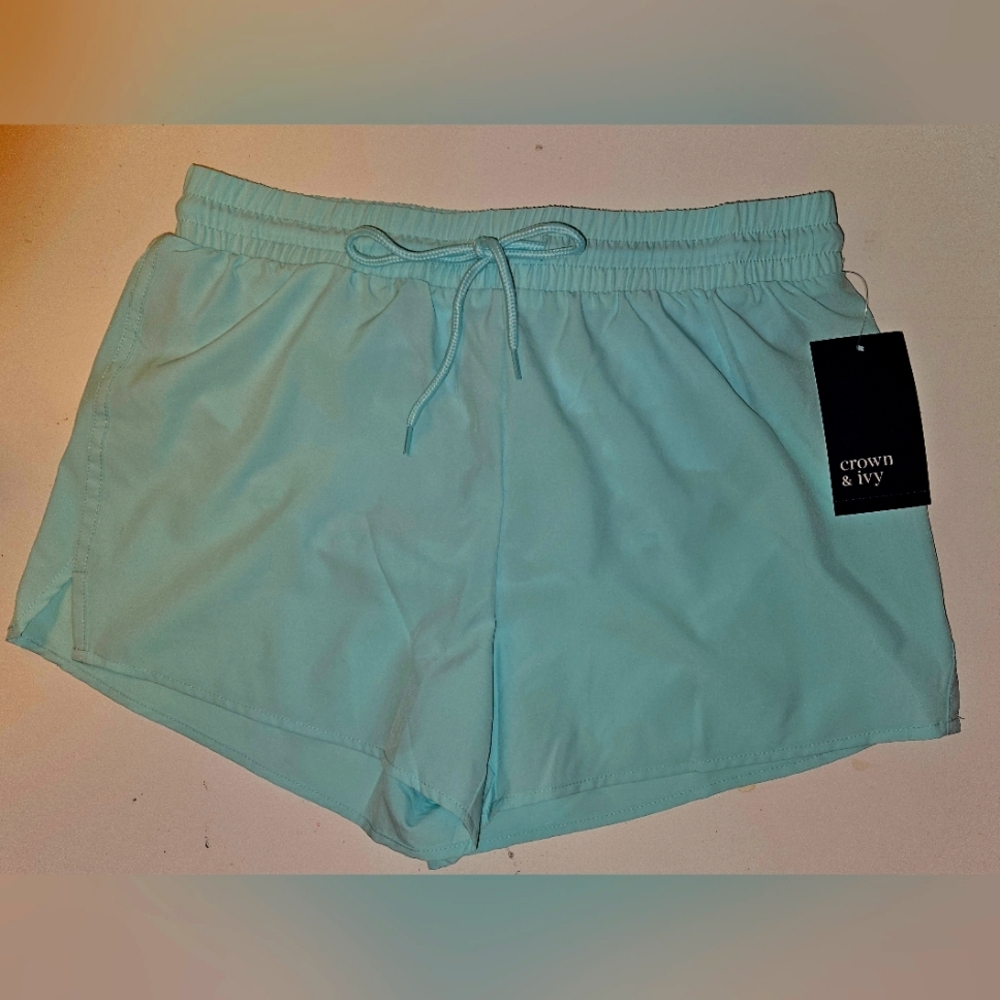 Crown & Ivy shorts